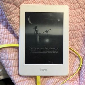 White Amazon Kindle eReader Paperwhite